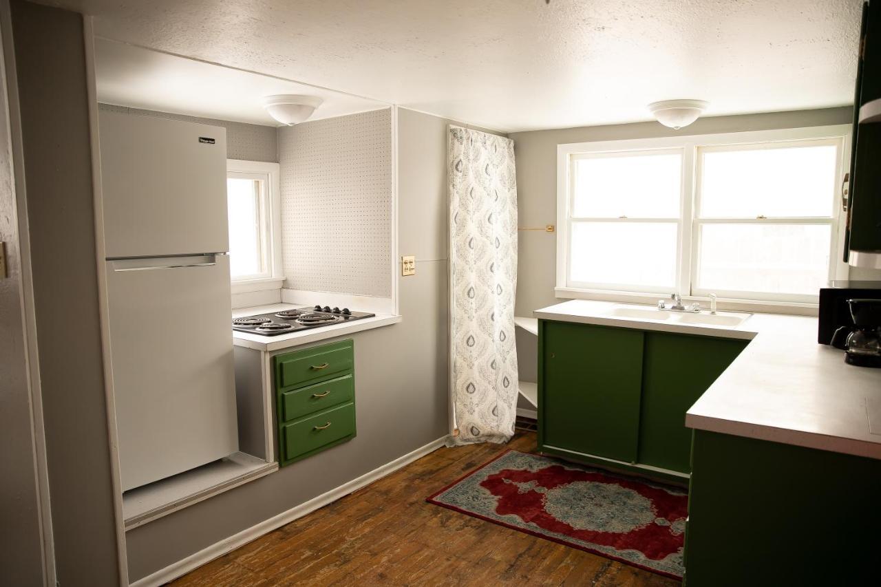 Rustic 2 Bedroom Boho Apartment Laramie Exteriör bild